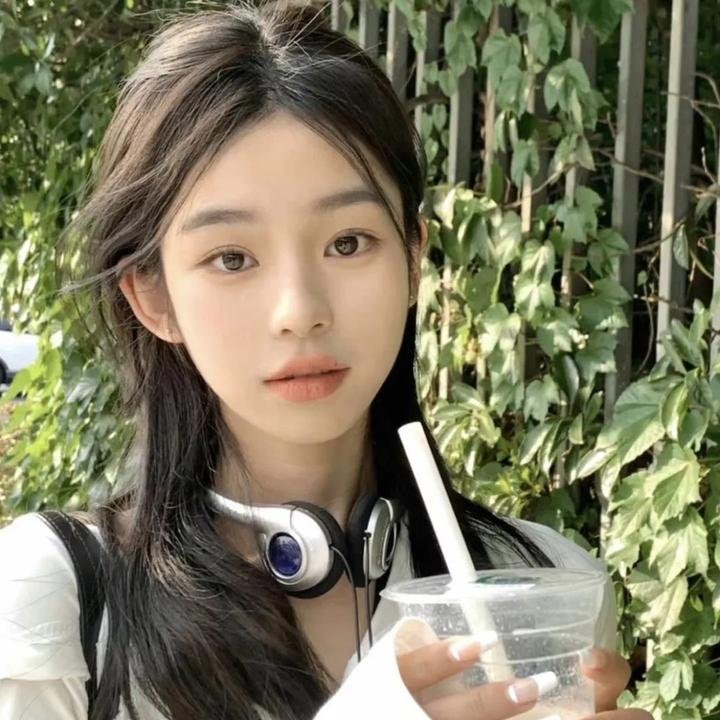 生存直播海报